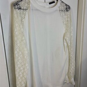 Elegant White Lace Sleeve Blouse